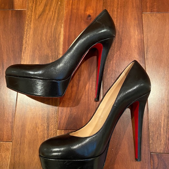 Christian Louboutin Bianca Platform Pump - Picture 9 of 16